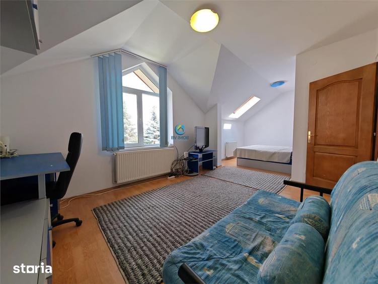 Casă cu 4 camere cu Teren 445 Mp în Bunloc