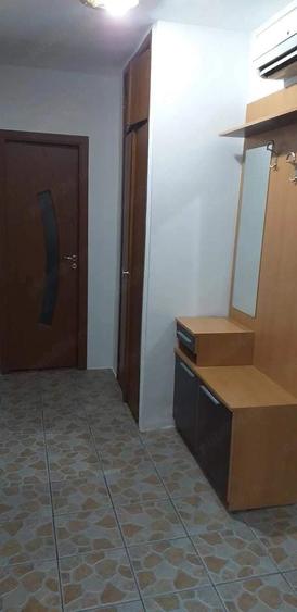 Apartament cu 2 camere decomandat în Dâmbovița