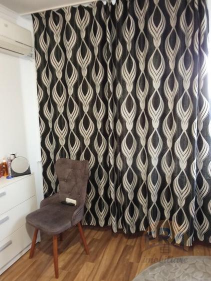 Apartament cu 2 camere decomandat în Valenta