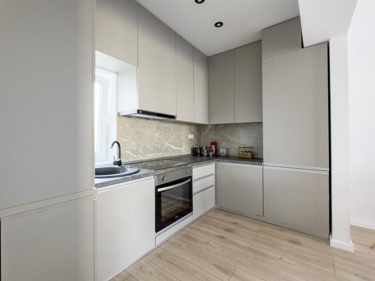 Apartament cu 2 camere decomandat, mobilat în Mamaia-Sat