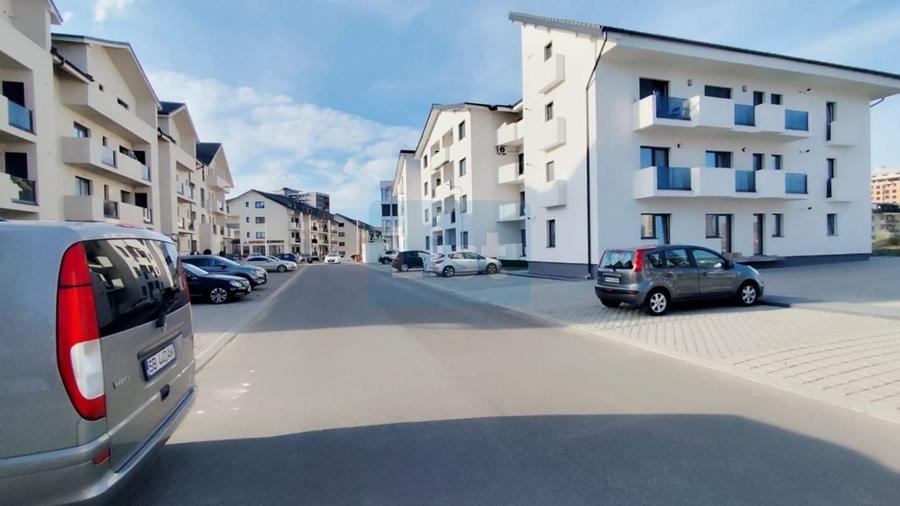 Apartament cu 3 camere decomandat în Mihai Viteazul
