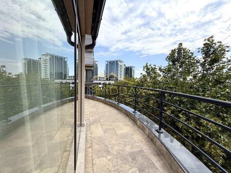 Apartament cu 4 camere decomandat, mobilat în Floreasca