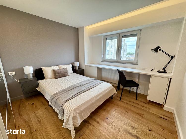 Apartament cu 3 camere decomandat în Intim