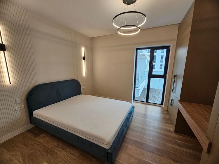 Apartament cu 3 camere decomandat în Băneasa