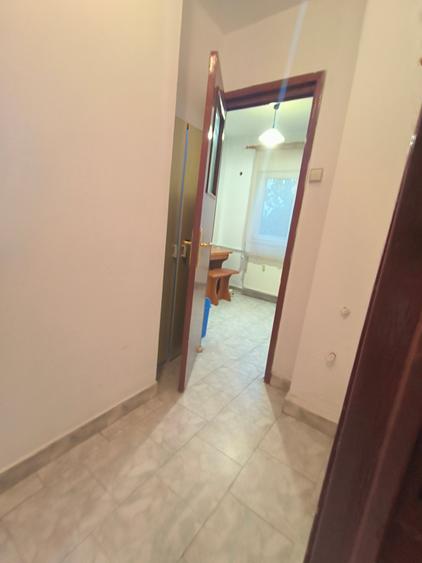 Garsonieră decomandată în Lujerului