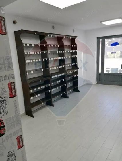 Spațiu comercial, de 72 mp, în Central