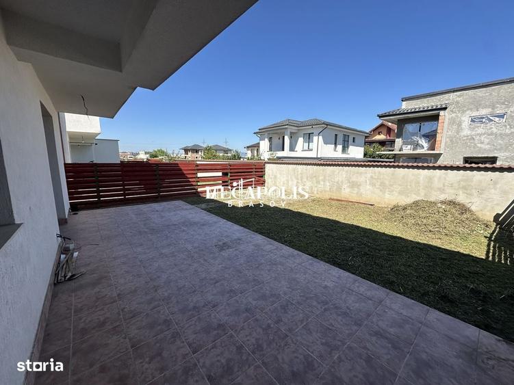 Casă cu 4 camere în Sânpetru