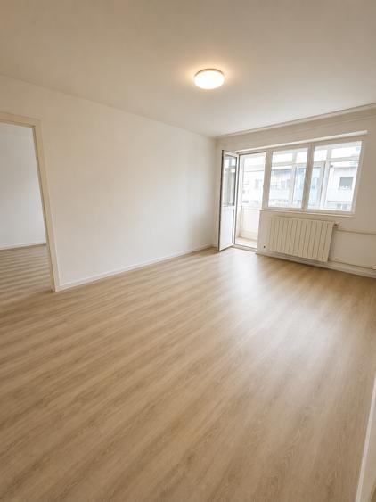 Apartament cu 2 camere semidecomandat în Boema