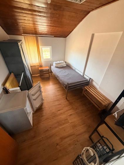 Casă cu 4 camere cu Teren 2300 Mp în Torontalului