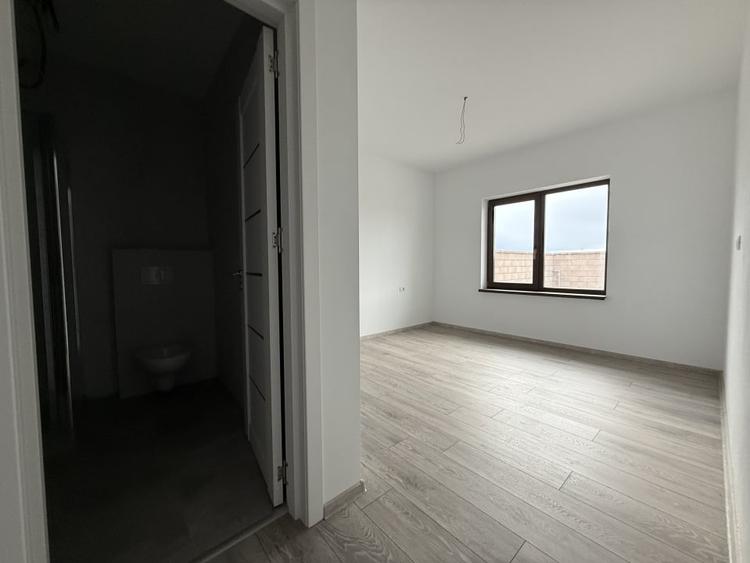 Duplex cu 3 camere cu Teren 300 Mp în Calea Urseni