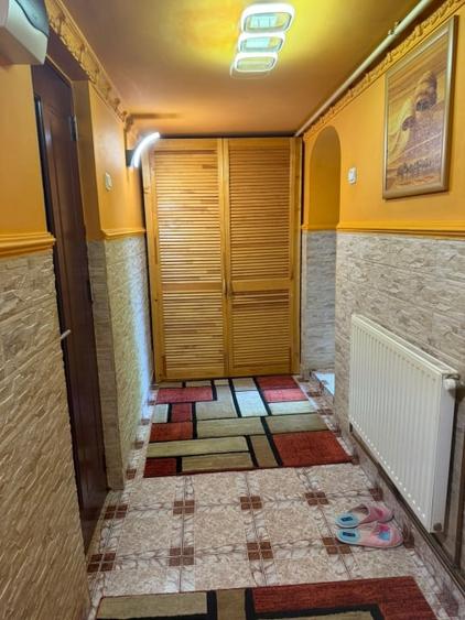 Casă individuală cu 5 camere cu Canalizare în Bucureștii Noi