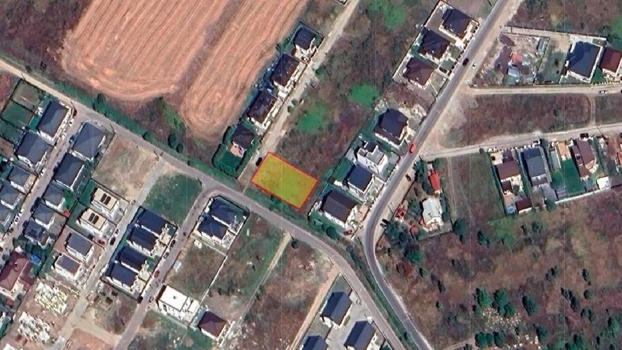 Teren Construcții intravilan de 650 mp, în Nord