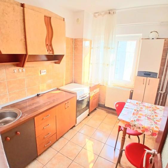 Apartament cu 2 camere în Mircea cel Bătrân