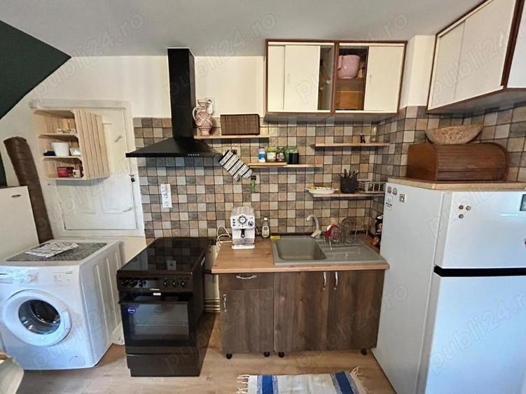 Apartament central, 2 camere, living, balcon, parcare - 4