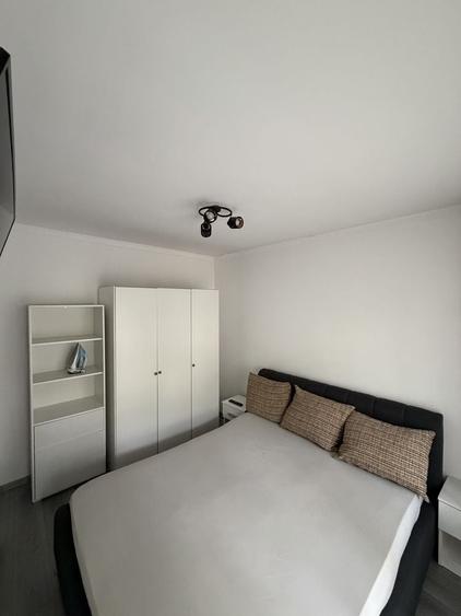 Dau in chirie apartament 2 camere Rogerius - 2