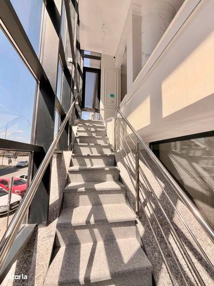 Spațiu comercial, de 200 mp, în Ultracentral
