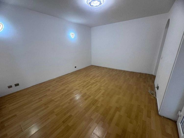 Casă cu 4 camere cu Teren 170 Mp în Cotroceni