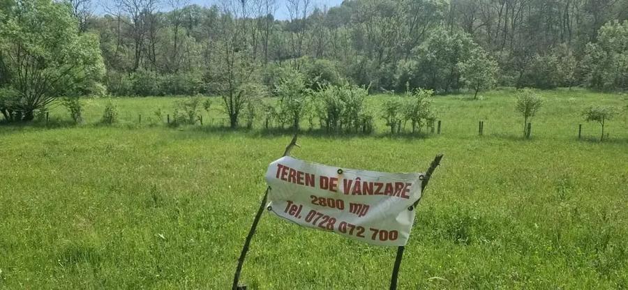 Teren de 2800 mp, în Central