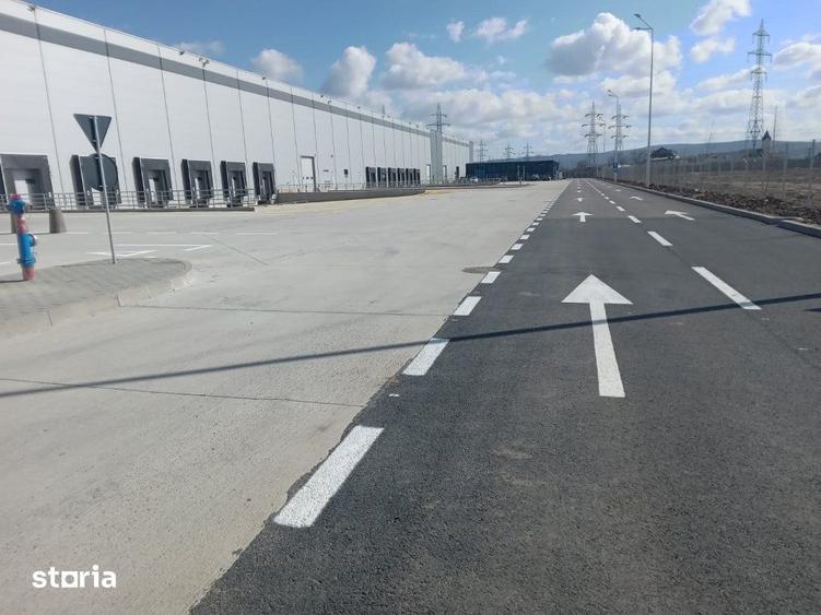 Spațiu comercial, de 900 mp, în Central