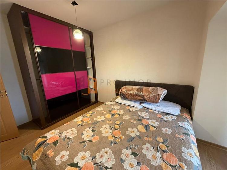 Apartament cu 4 camere decomandat, mobilat în 1 Decembrie