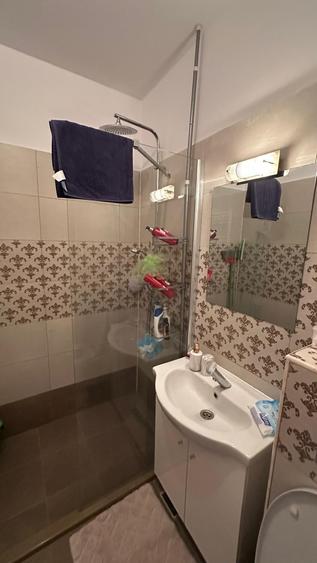 Apartament cu 2 camere decomandat în Est