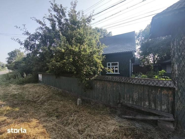 Casă cu 3 camere cu Teren 6500 Mp în Adâncata