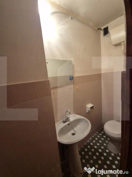Apartament cu 3 camere decomandat în Complex Studențesc