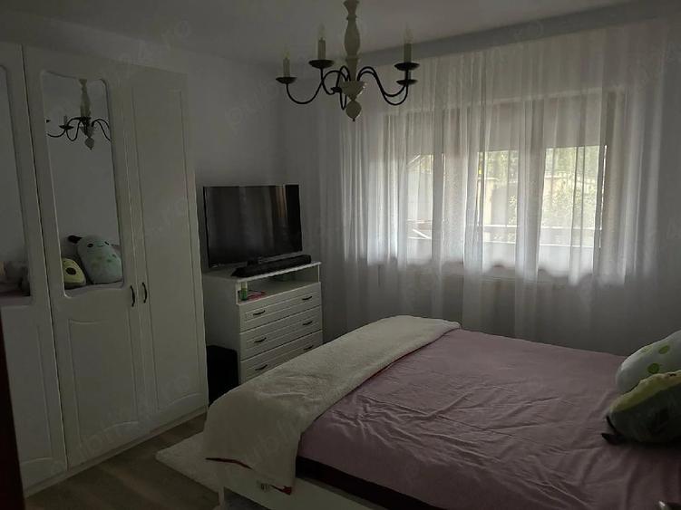 Casă cu 4 camere cu Teren 500 Mp în Central