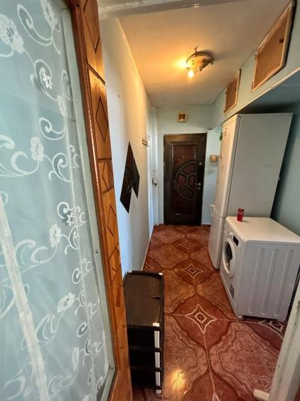 Apartament cu 2 camere semidecomandat în Găvana