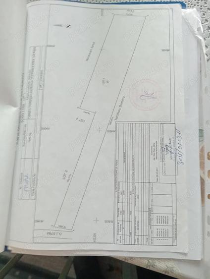 Teren de 7500 mp, în Burluși