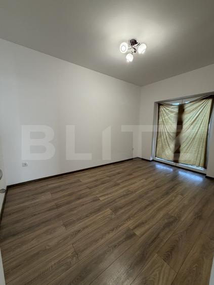 Duplex cu 4 camere cu Canalizare în Budiului