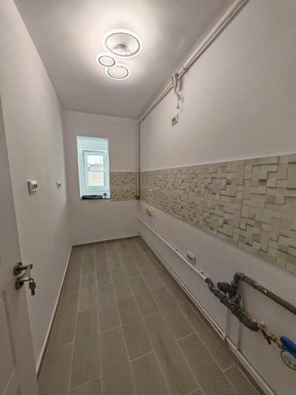 Garsonieră decomandată în Bartolomeu