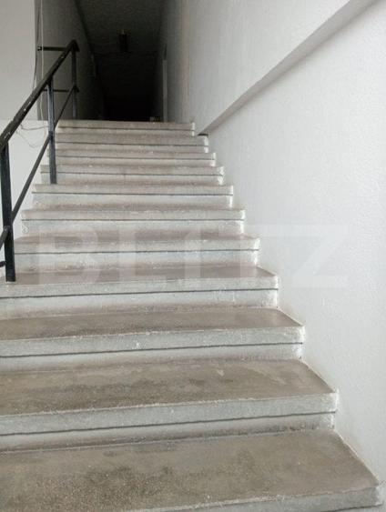 Spațiu comercial, de 1,000 mp, în Exterior Nord