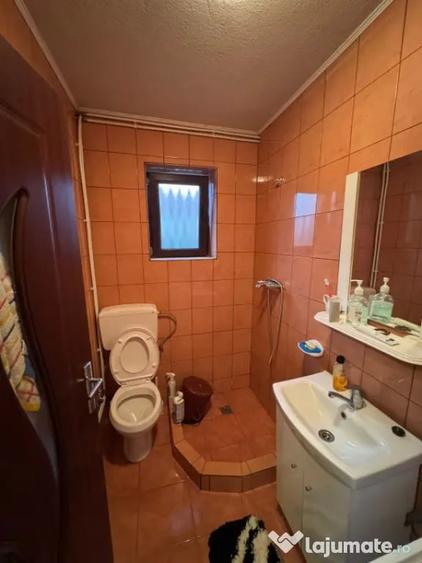 Casă cu 3 camere cu Teren 450 Mp în Lăpuș