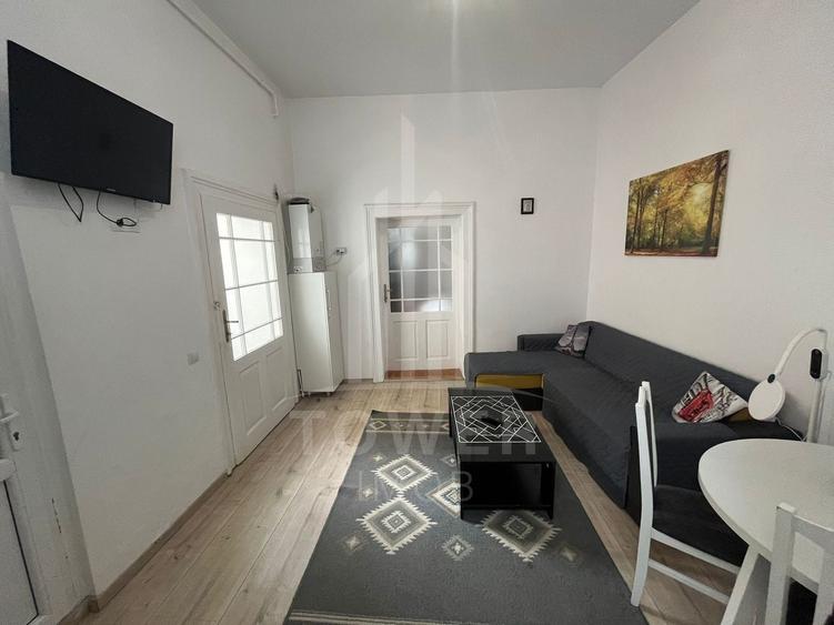 Apartament cu 2 camere nedecomandat în Central