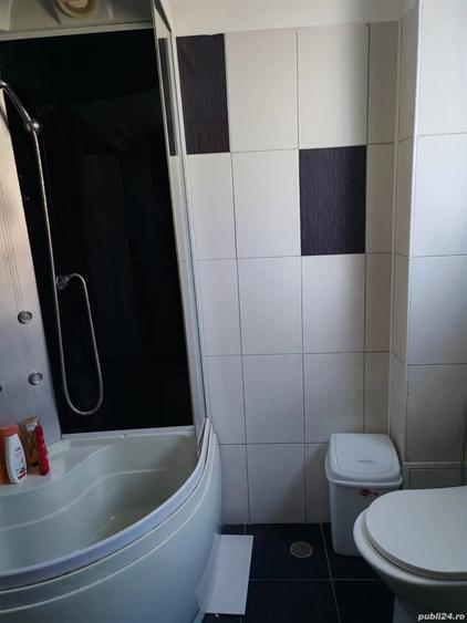Casă cu 5 camere cu Teren 300 Mp în Central