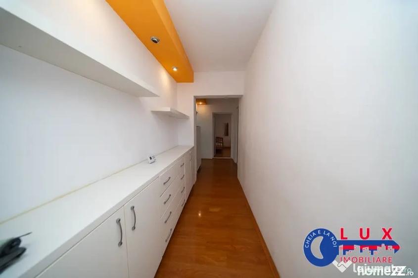 Apartament cu 3 camere decomandat în Babadag