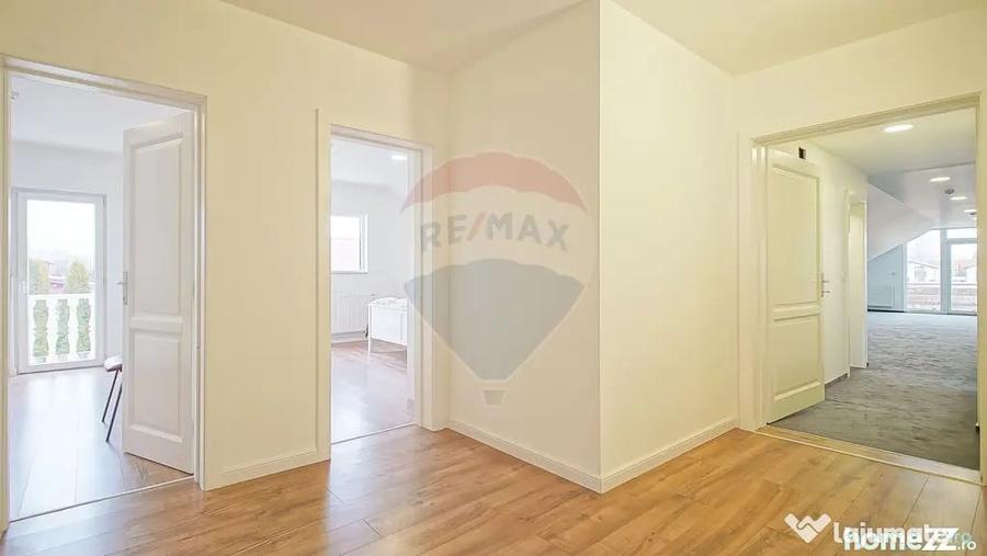 Casă cu 3 camere cu Teren 1400 Mp în Stupini
