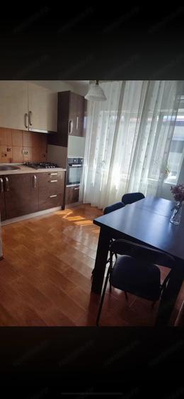 Apartament cu 3 camere decomandat în Exterior Vest