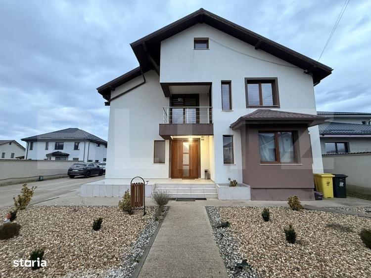 Casă cu 4 camere în Preajba