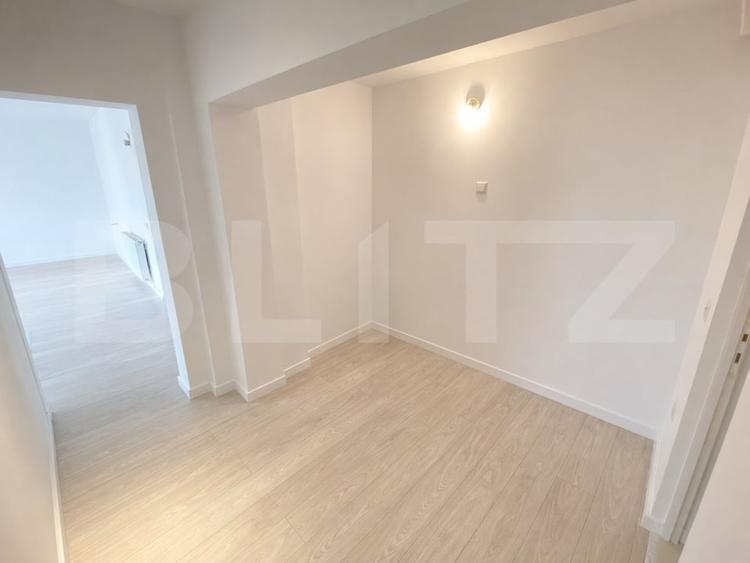 Apartament cu 3 camere semidecomandat în Baciu