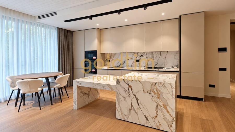 Apartament cu 3 camere decomandat, mobilat în Primăverii