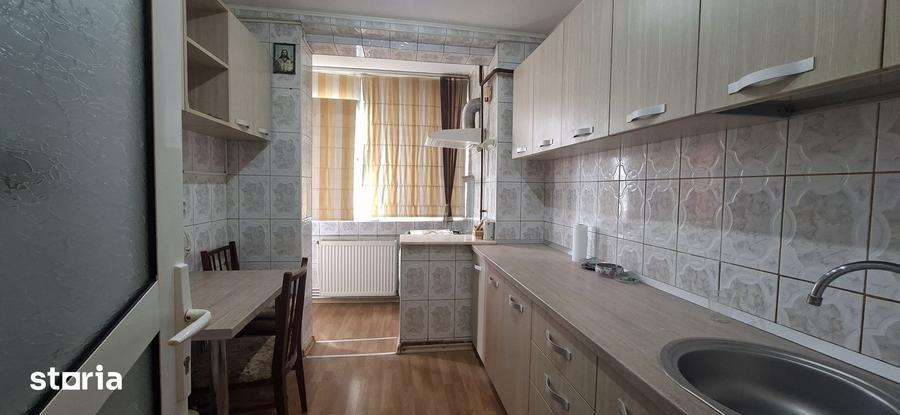 Apartament cu 2 camere semidecomandat în Țiglina 3