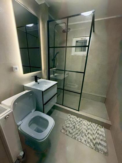 Apartament cu 3 camere decomandat în Micro 3