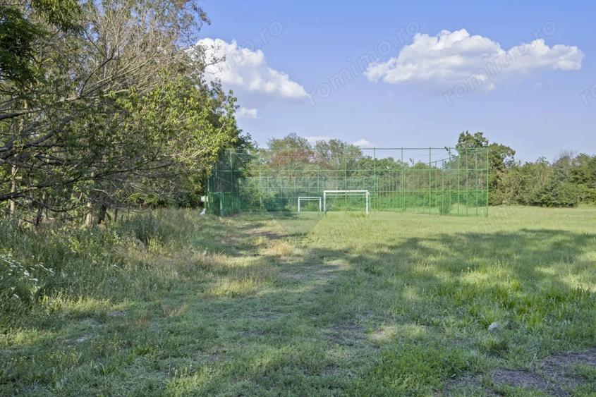 Apartament cu 2 camere decomandat în Zimandcuz