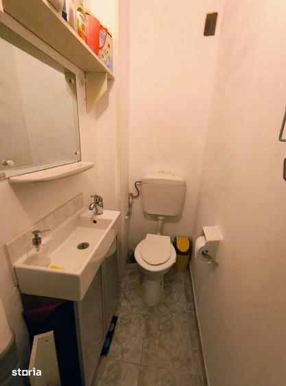 Apartament cu 4 camere în Drumul Taberei