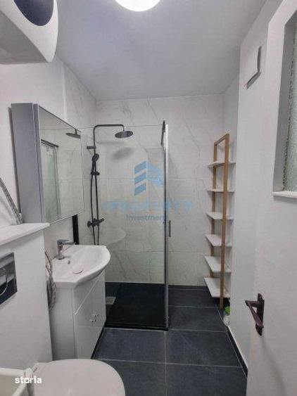 Apartament cu 3 camere în Tei