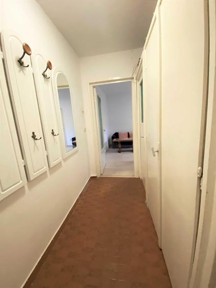 Apartament cu 2 camere semidecomandat în Dacia