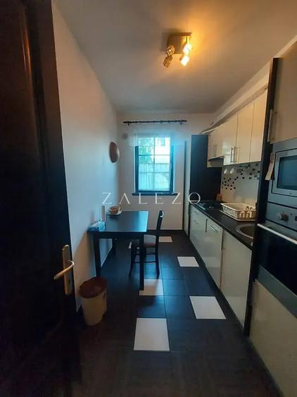 Apartament cu 2 camere semidecomandat, mobilat în Mehala