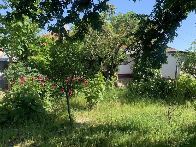Casă cu 4 camere în Oreavul